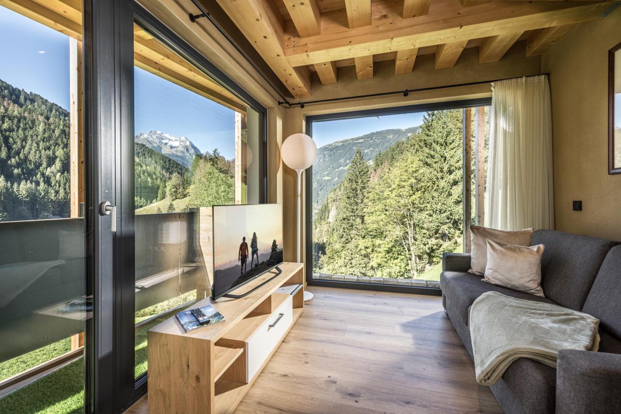 Natur Zeit - Alpine Garden Apartments Mayrhofen Exterior foto